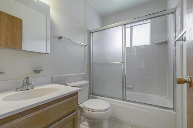 825 N Capitol Avenue, San Jose CA: https://media.crmls.org/mediaz/9742c7fa-d22c-484d-852a-1ae41fe65c60.jpg