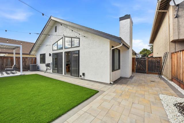 4822 La Habra Street, Union City CA: https://media.crmls.org/mediaz/9742f550-746f-4129-bee6-78f5c6ba1afa.jpg