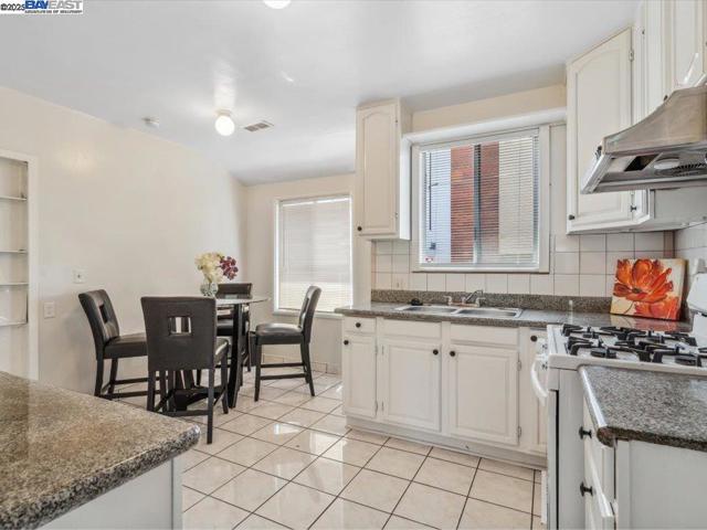 Image 7 of 22 For 3770 39th Ave
