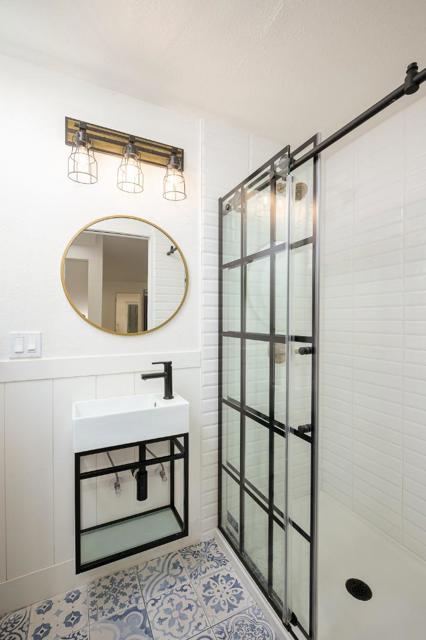Image 12 of 32 For 137 Sherland Avenue