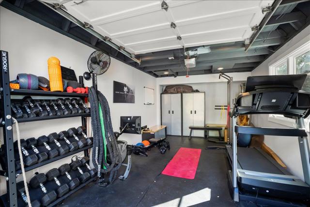 16760 Magneson Loop, Los Gatos CA: https://media.crmls.org/mediaz/97459f47-760f-4ea3-a239-2586503e05dc.jpg