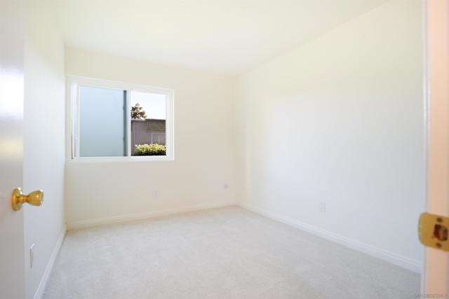 6321 Caminito Luisito, San Diego CA: https://media.crmls.org/mediaz/9745cc94-15cf-4147-892d-89401533cc63.jpg