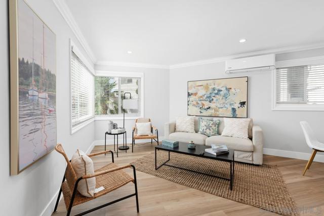 850 856 Olive Avenue, Coronado CA: https://media.crmls.org/mediaz/97461cd4-f2a7-4945-b04c-ff6a5e99c34a.jpg