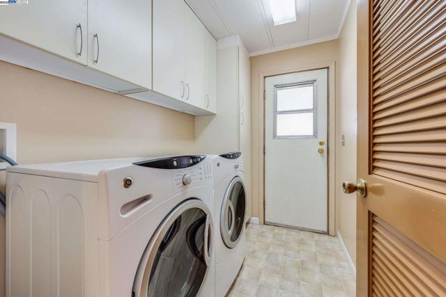 132 Jiminez, Hayward CA: https://media.crmls.org/mediaz/97486f6f-2cd1-4ecf-8ed6-66fe269c7974.jpg