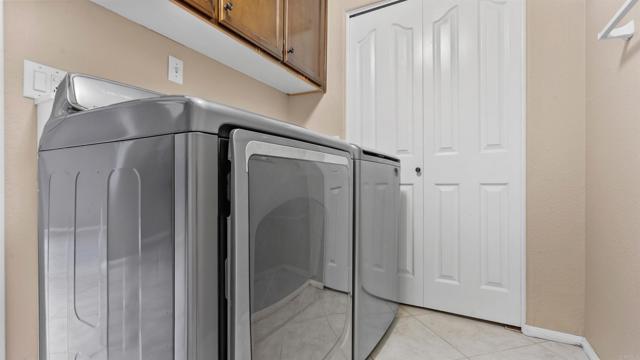 2894 Torrey Pines Rd, La Jolla CA: https://media.crmls.org/mediaz/9749b383-7731-4007-989b-403b5cce252f.jpg