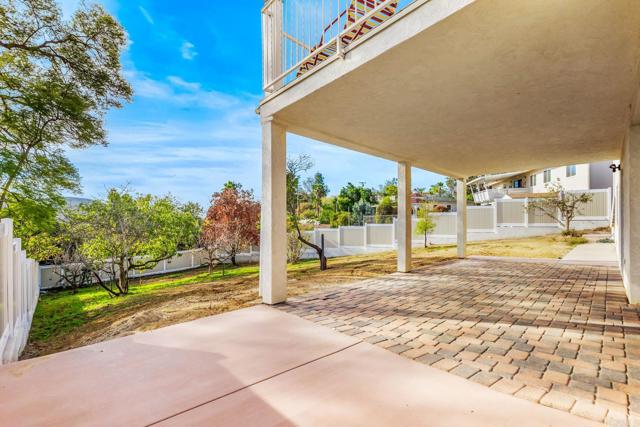 3925 Rogers Rd, Spring Valley CA: https://media.crmls.org/mediaz/9749fbf0-4b65-4aa7-9148-1627d3e2bcfb.jpg