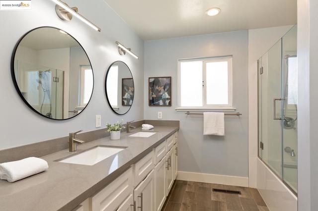 298 Elysian Fields DR, Oakland CA: https://media.crmls.org/mediaz/974a3337-f8ff-4eb0-b59d-7f5f379c98ef.jpg