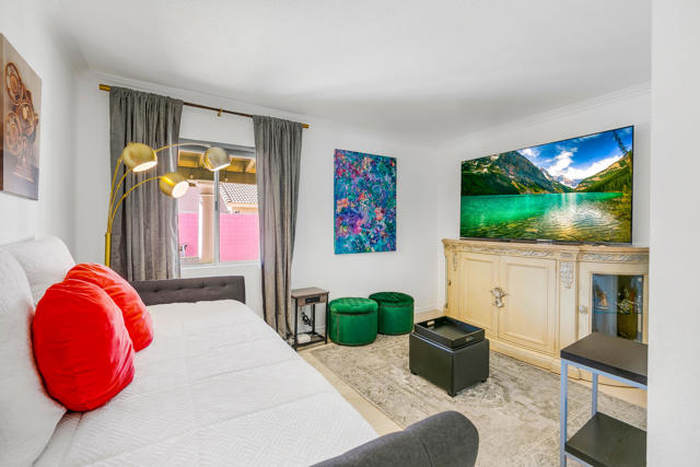 80687 Veranda Lane, Indio CA: https://media.crmls.org/mediaz/974a3b24-e6bc-436e-bd16-c15aec59b7b5.jpg
