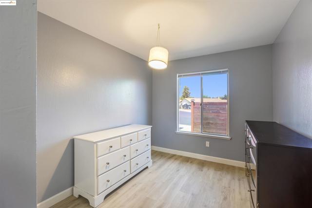 2158 Ackerman Dr, Pittsburg CA: https://media.crmls.org/mediaz/974a5e85-24e8-49d1-9650-73f4d83d7230.jpg