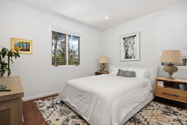 227 Neptune Ave, Encinitas CA: https://media.crmls.org/mediaz/974ac5b6-bb13-4e97-b7ad-0a3f7af29ce4.jpg