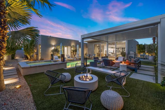 657 Dominion Way, Palm Springs, CA 92262