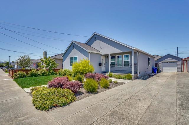118 Cherry Avenue, South San Francisco CA: https://media.crmls.org/mediaz/974b17e5-c83f-4df1-83b0-1d7c54570090.jpg