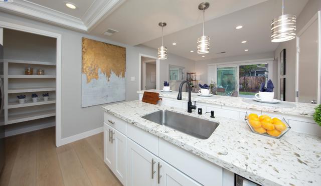 1392 Springview Ct., Concord CA: https://media.crmls.org/mediaz/974c6476-8f80-42cc-8285-a4f3fbd0ea32.jpg