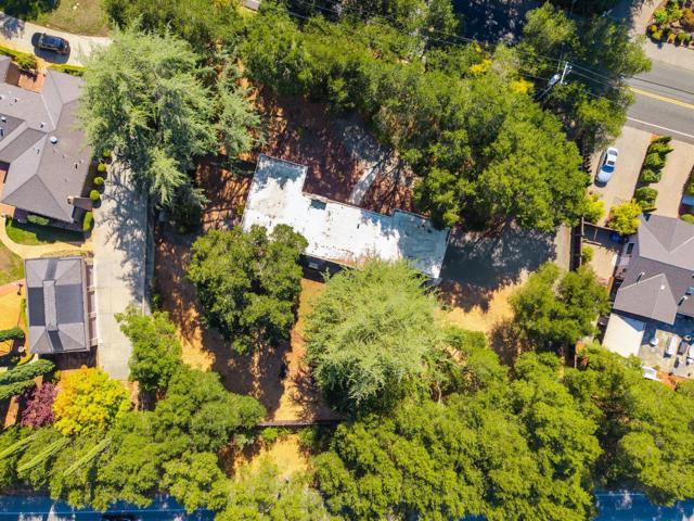 20141 Mendelsohn Lane, Saratoga CA: https://media.crmls.org/mediaz/974cefb7-c3e3-4476-808c-102838963d4d.jpg