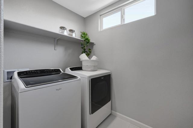 3079 Manuel Loop, San Jose CA: https://media.crmls.org/mediaz/974d7af7-d3b0-4adf-90c6-64415d18b396.jpg