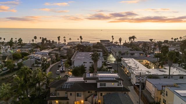 Close proximity to Windansea Beach