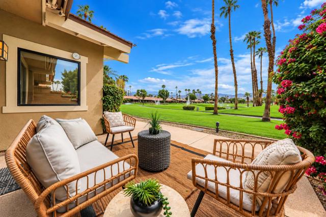 139 Blue River Drive, Palm Desert, CA 92211
