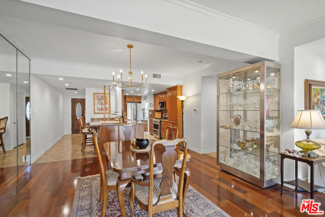 801 Ocean Avenue, Santa Monica CA: https://media.crmls.org/mediaz/974f59d1-c694-45e2-9eed-eab4aefb826f.jpg