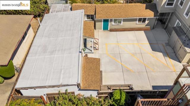 Image 22 of 29 For 1062 60th St
