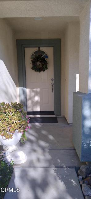 32650 The Old Road, Castaic CA: https://media.crmls.org/mediaz/97501716-8b27-41bd-803a-cba970ec7049.jpg