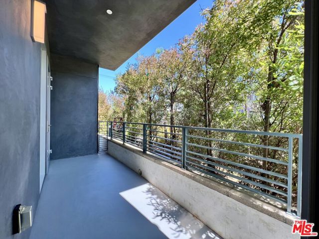 5801 Camerford Avenue, Los Angeles CA: https://media.crmls.org/mediaz/97507b41-f25f-496a-a9ca-04ea23257850.jpg