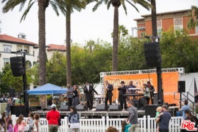 CONDERT PARK (CONCERTS IN THE PK)