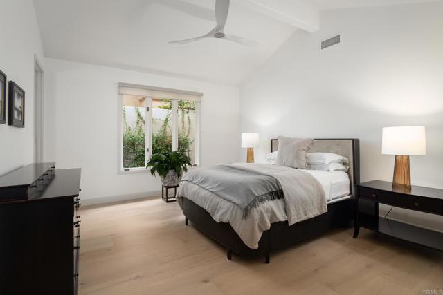 15491 Pimlico Corte, Rancho Santa Fe CA: https://media.crmls.org/mediaz/97513261-8098-462e-9561-be6e31ff3665.jpg
