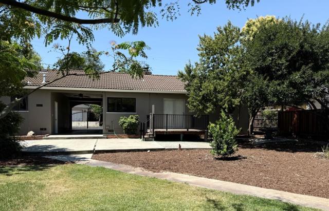 1054 Dale Place, Concord CA: https://media.crmls.org/mediaz/97514a02-8114-4f58-a501-79918c2f0f84.jpg