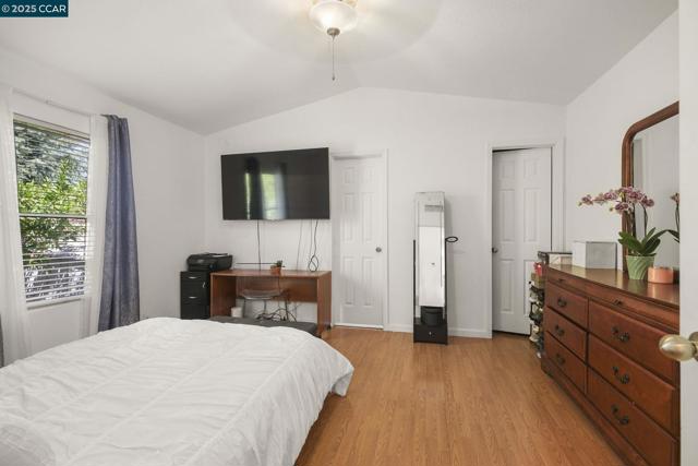 55 Pacifica Ave, Bay Point CA: https://media.crmls.org/mediaz/97528dfe-1aa3-4e9b-b94d-a887626056d0.jpg