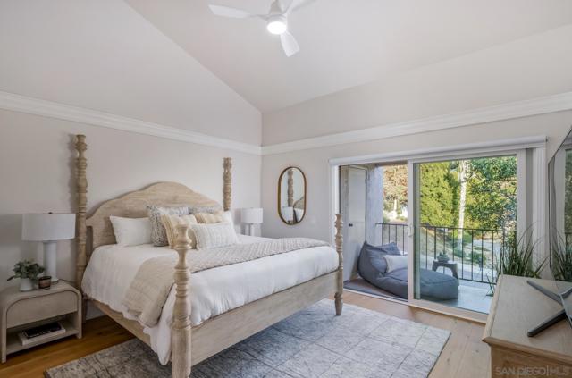 3156 Calle Viento, Carlsbad CA: https://media.crmls.org/mediaz/9753f728-2c75-4765-a341-8b3320cf97f0.jpg