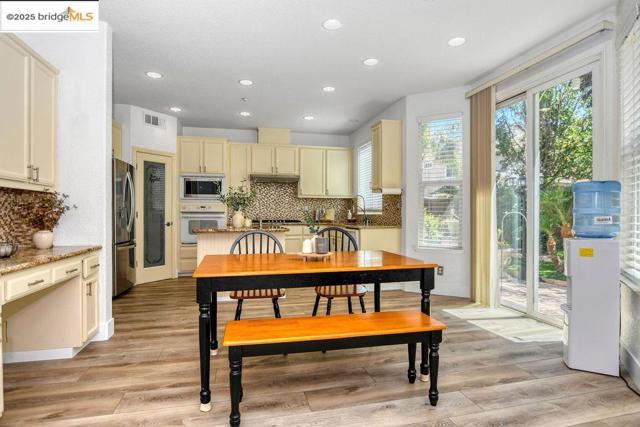 Image 10 of 49 For 1782 Anastasia Dr