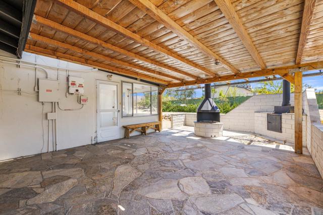 7648 Araby Avenue, 29 Palms CA: https://media.crmls.org/mediaz/975580f4-6873-4d83-b40e-5c5907c08297.jpg