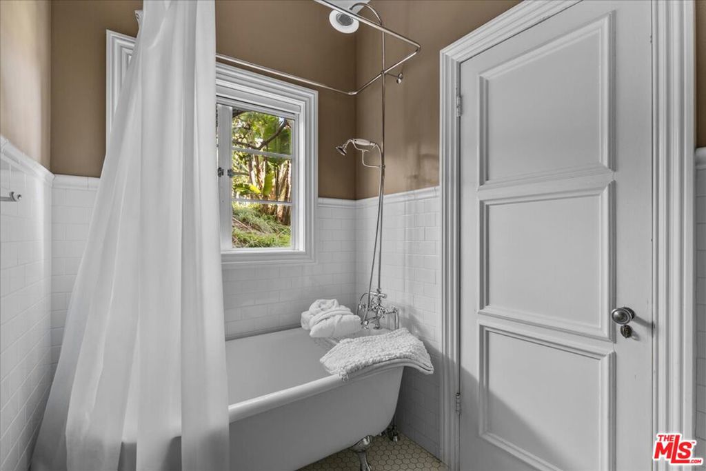 MLS #24468471 img 32