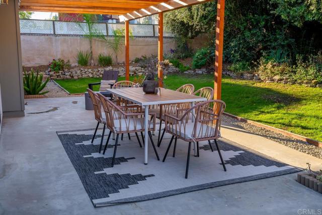 Image 20 of 26 For 8496 Tommy Drive