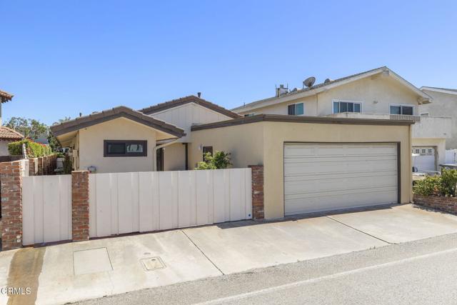 4907 Island View Street, Oxnard CA: https://media.crmls.org/mediaz/97582c9d-33fe-4bed-b540-522c12a036bd.jpg