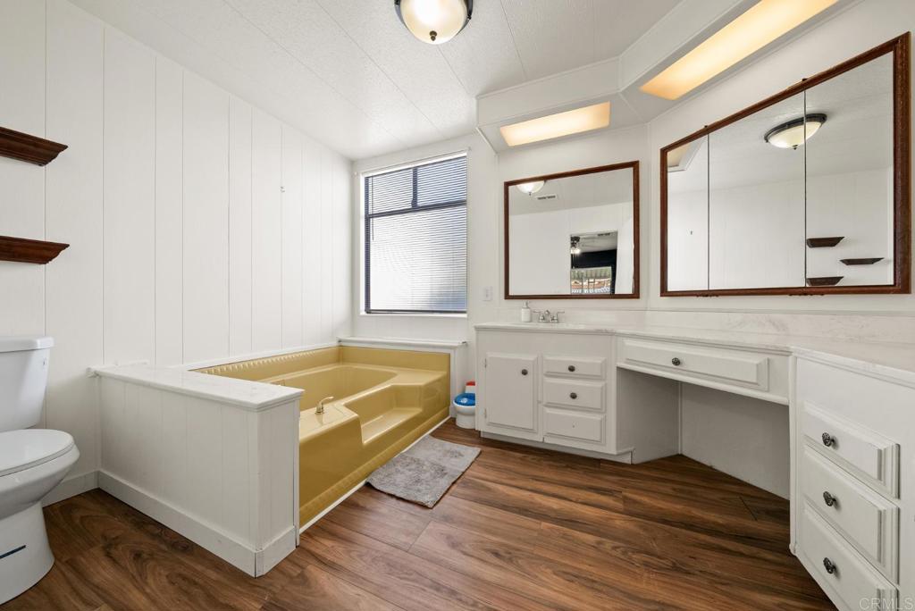2700 Valley Parkway - photo 15