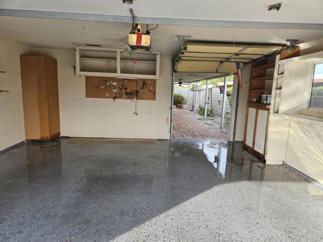 73278 Palm Greens Parkway, Palm Desert CA: https://media.crmls.org/mediaz/97589d1d-979f-4142-b5e3-a4c451b1a0c3.jpg