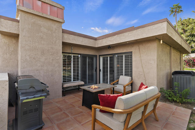 Image 21 of 31 For 48624 Moon Terrace Lane