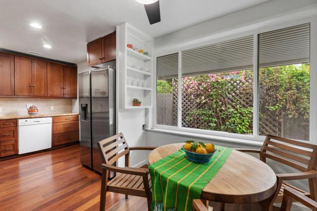 433 E 6Th Ave, Escondido CA: https://media.crmls.org/mediaz/97593fc8-d047-48c6-b22b-9613c8af8451.jpg