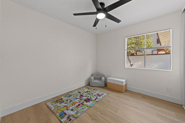 1267 Sonoma Ct, Chula Vista CA: https://media.crmls.org/mediaz/975988bb-3b06-48a7-92dd-a4105bcbae83.jpg
