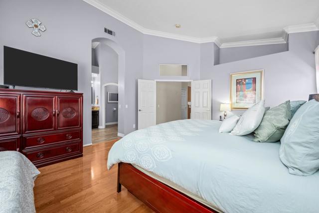 11075 Mulgrave Road, San Diego CA: https://media.crmls.org/mediaz/9759bdeb-3125-413d-9344-b397941faa47.jpg