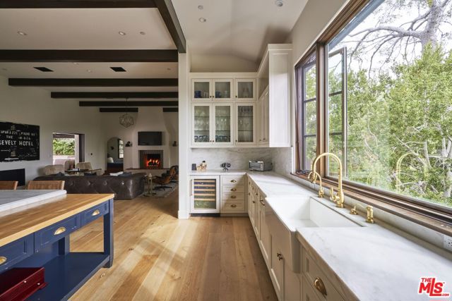 Drew Fenton | 879 Muskingum Avenue Pacific Palisades CA | MLS: 7240221 Drew Fenton | 879 Muskingum Avenue Pacific Palisades CA | MLS: 7240221