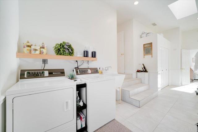 Detail Gallery Image 31 of 67 For 1015 Vereda Callada, Escondido,  CA 92029 - 4 Beds | 2/1 Baths