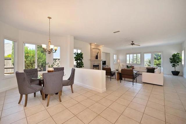 2791 Giorno Way, El Dorado Hills CA: https://media.crmls.org/mediaz/975afa12-c761-4e35-9722-1e418997ea47.jpg