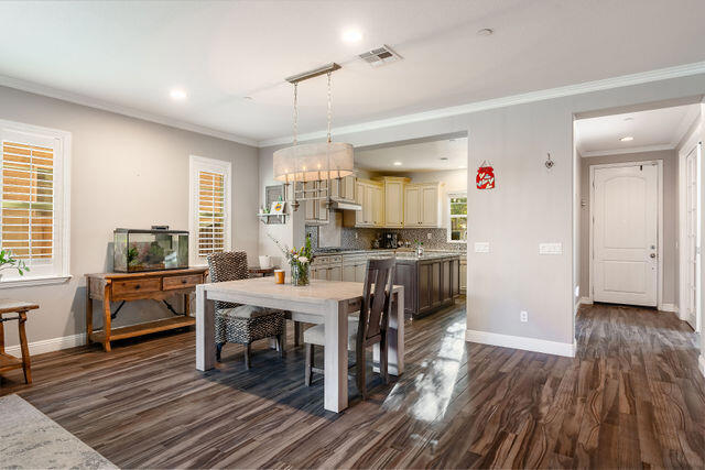 551 Via De La Paz, Palm Desert CA: https://media.crmls.org/mediaz/975b77df-ab29-4c64-9fe2-ad14c8793ea4.jpg