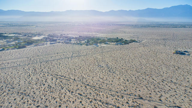 0 Shadow Mountain Lane, Thousand Palms CA: https://media.crmls.org/mediaz/975b8879-de19-4b84-b0a4-88b21d126778.jpg
