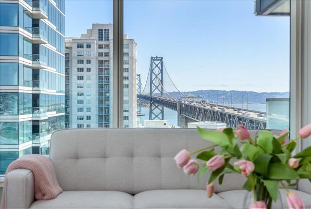 425 1st Street, San Francisco CA: https://media.crmls.org/mediaz/975ba954-3ec4-4cc0-bca6-df72496ba003.jpg