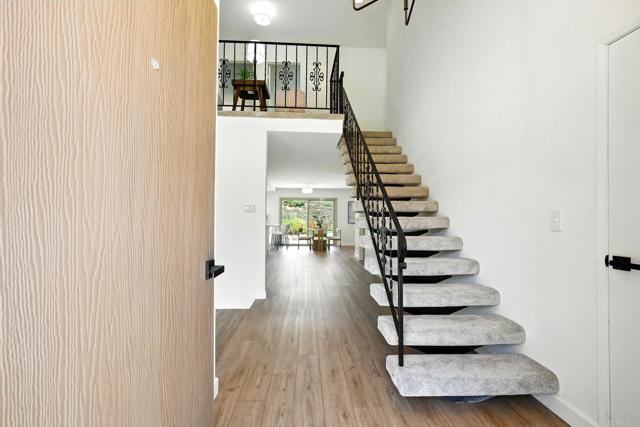Detail Gallery Image 23 of 47 For 2165 Flying Hills Ln, El Cajon,  CA 92020 - 3 Beds | 2/1 Baths