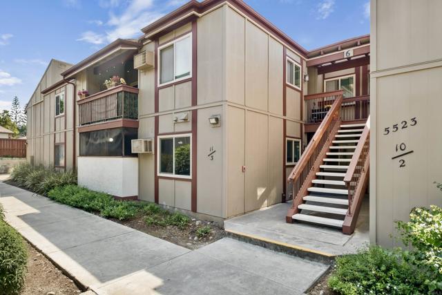 Detail Gallery Image 2 of 22 For 5523 Adobe Falls Rd #3,  San Diego,  CA 92120 - 2 Beds | 2 Baths