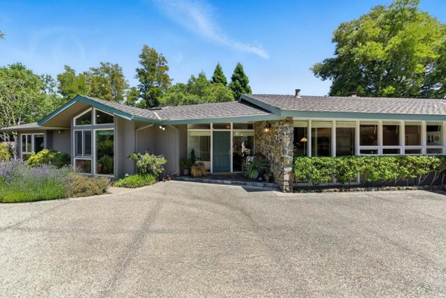 3795 Ralston Avenue, Hillsborough CA: https://media.crmls.org/mediaz/975e6614-ef4e-411a-90b4-dca846721b0e.jpg